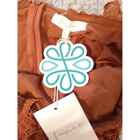 Franco Lace Puff Sleeve off the shoulder mini dress Sm Boho Feminine Cottage Cor - Picture 11 of 12